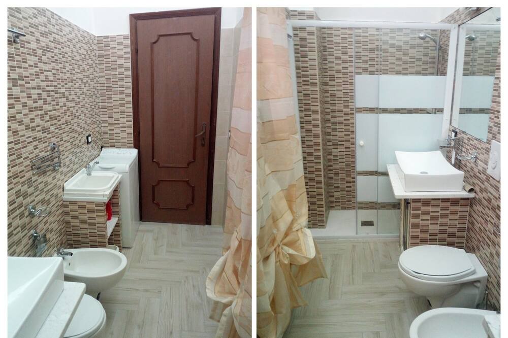 Photo of Bathroom in Taureana