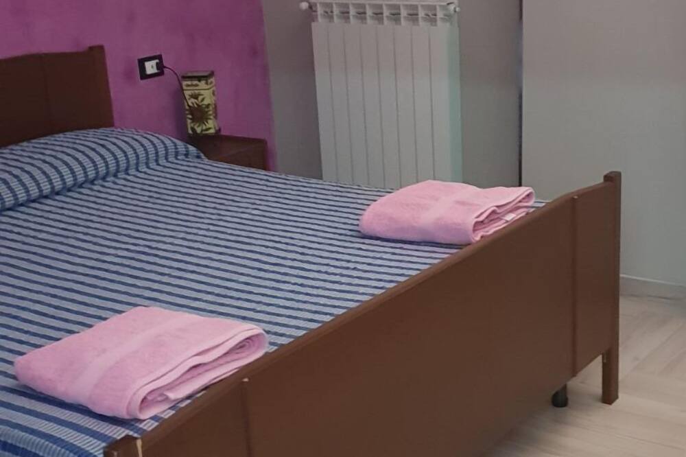 Photo of Bedroom in Taureana