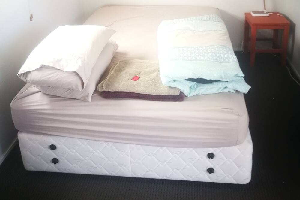 Photo of Bedroom in Waihi Beach