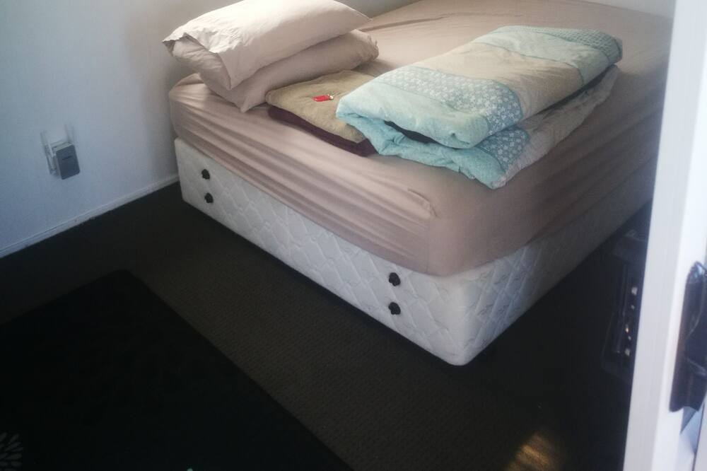 Photo of Bedroom in Waihi Beach