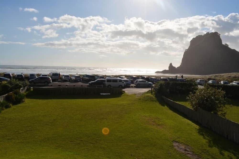 Photo of Others in Piha