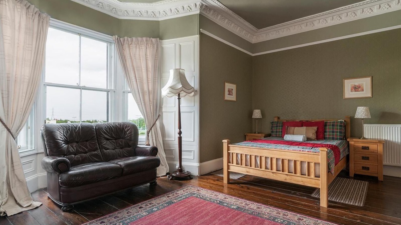 Photo of Bedroom in Duddingston