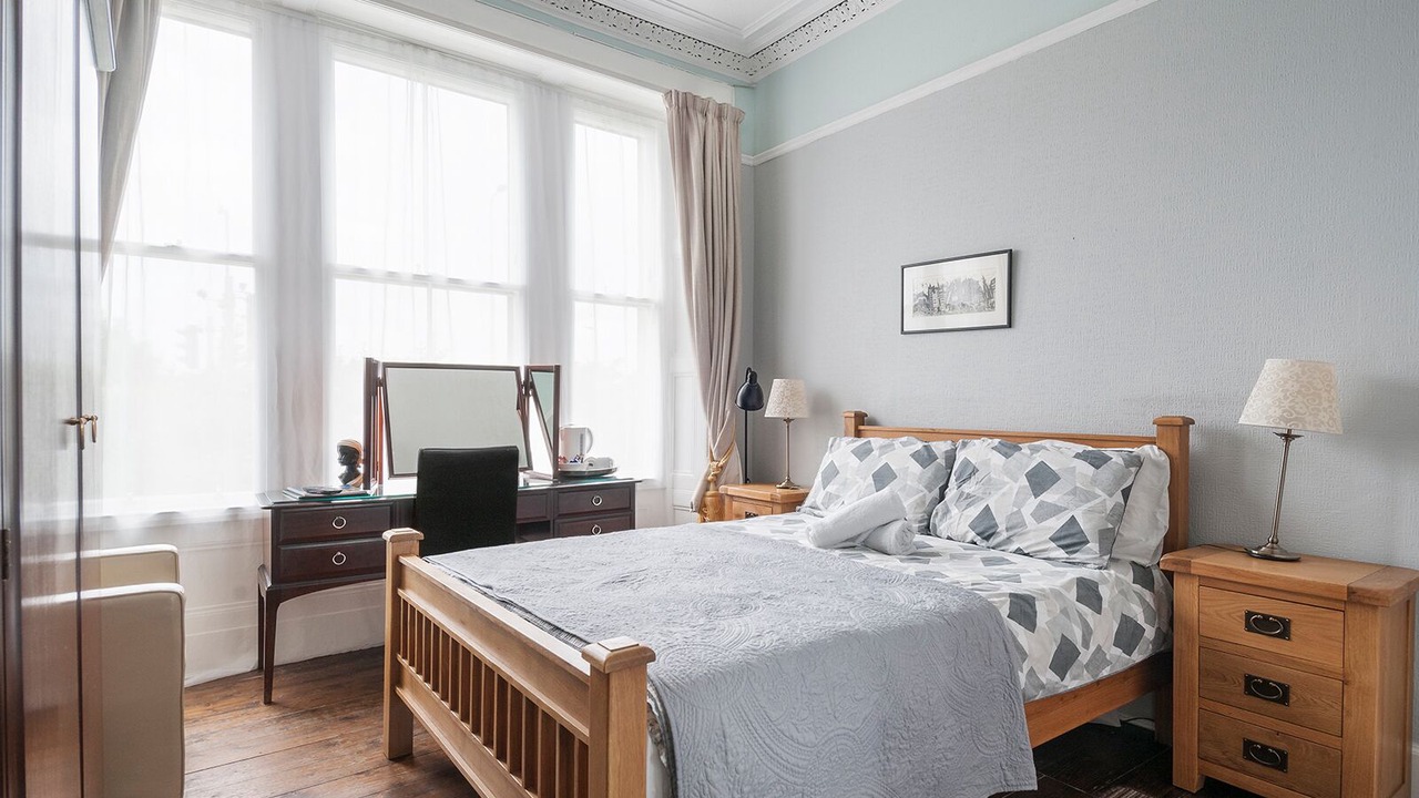 Photo of Bedroom in Duddingston