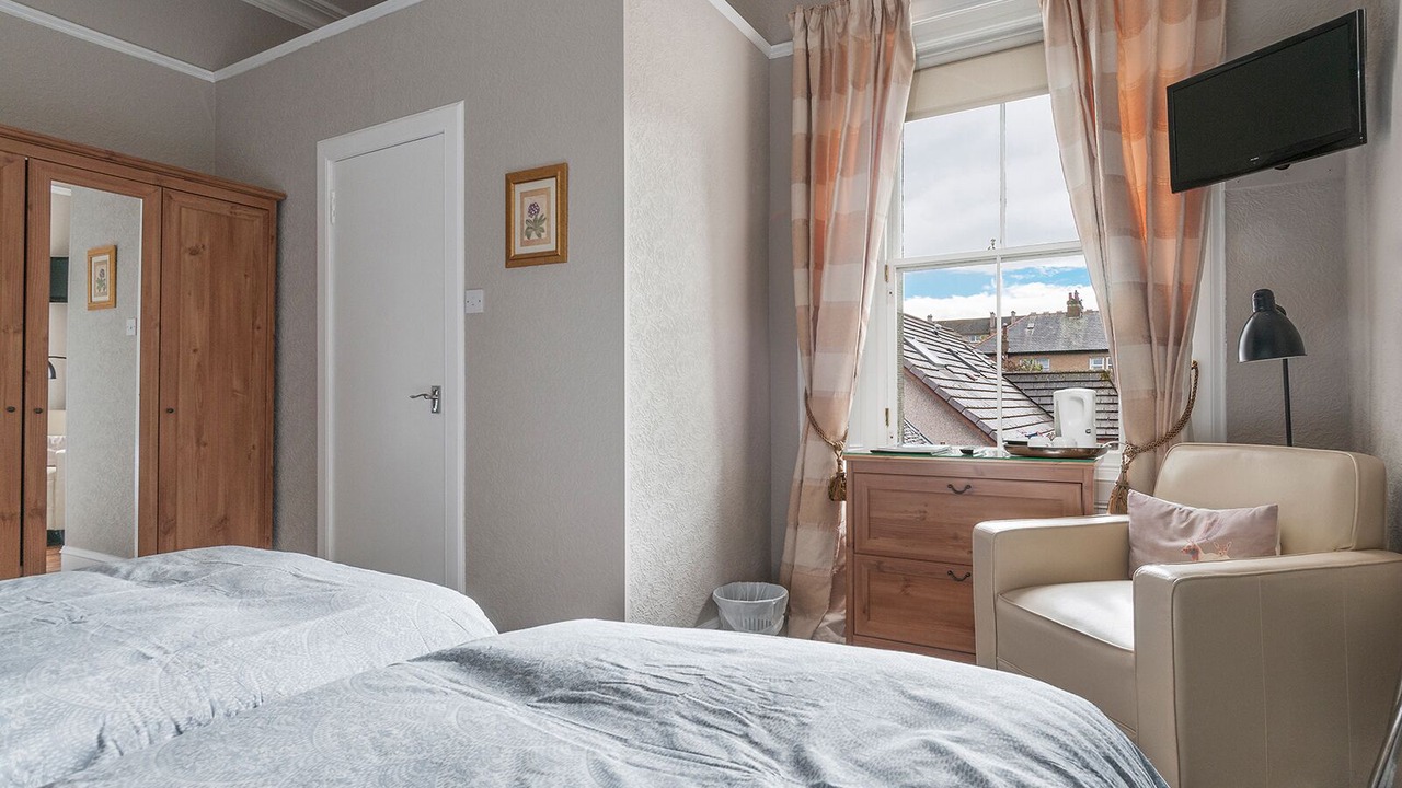 Photo of Bedroom in Duddingston