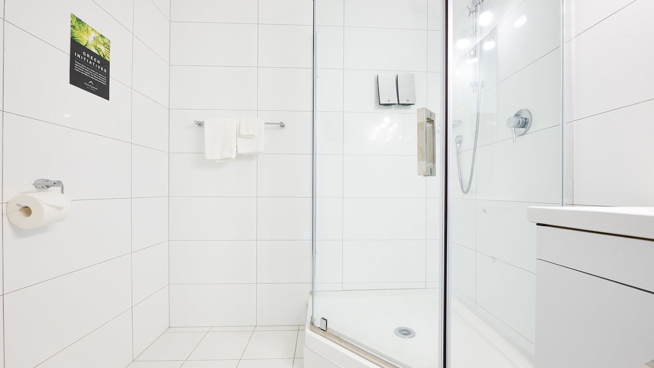 Photo of Bathroom in Otahuhu