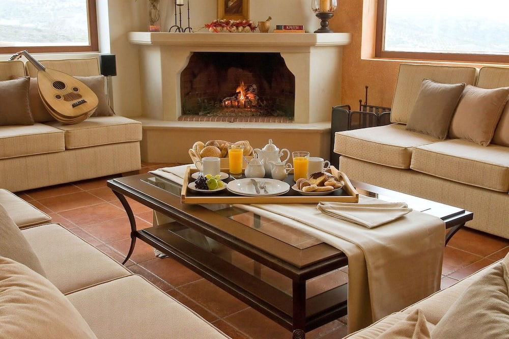 Photo of Livingroom in Nikos Kazantzakis