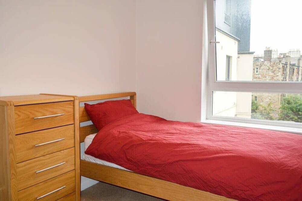 Photo of Bedroom in Tollcross