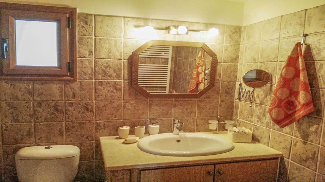 Photo of Bathroom in Nerotrivia