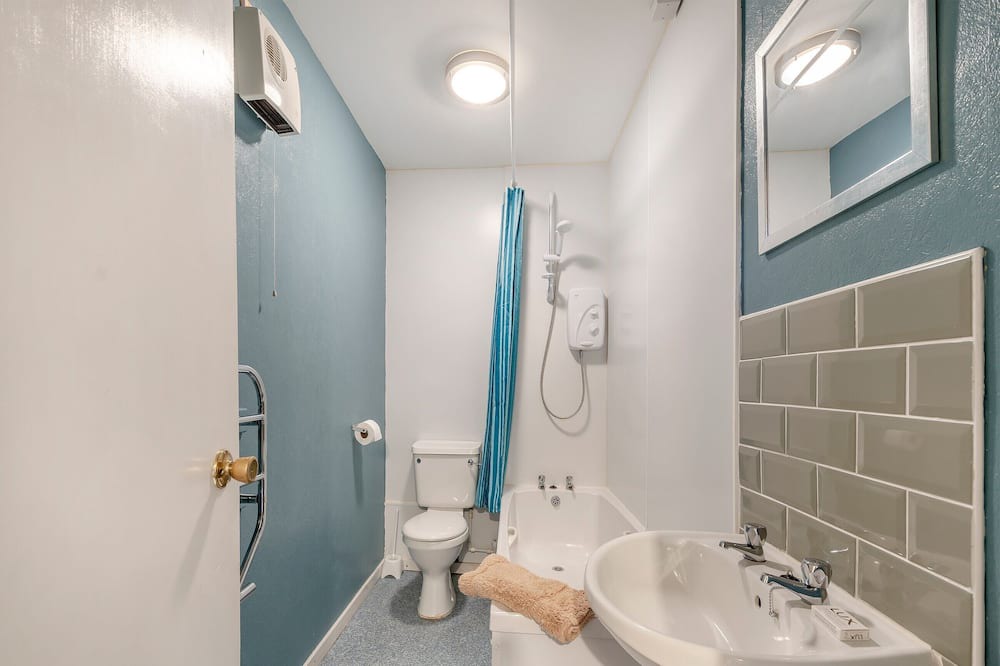 Photo of Bathroom in Dalmally