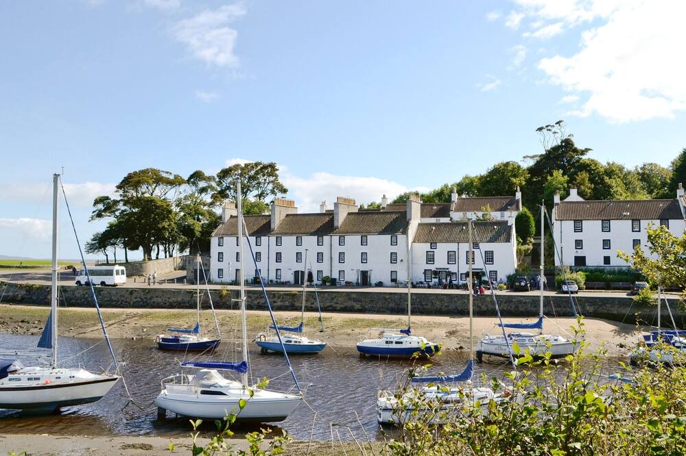 Photo of Others in Cramond