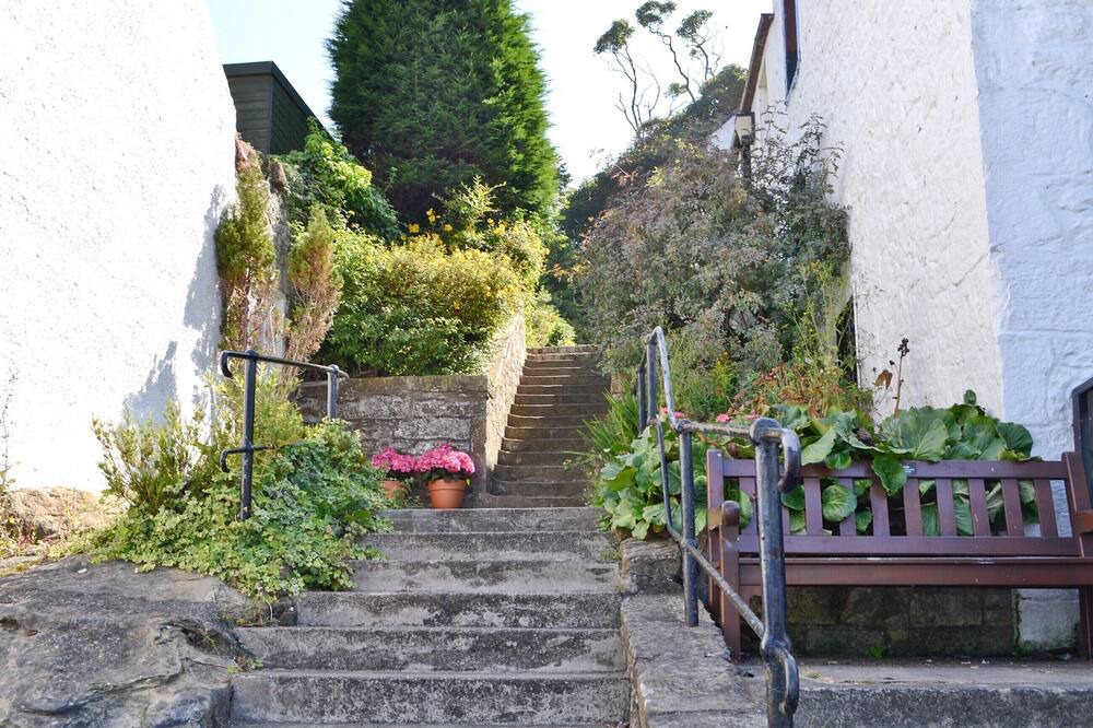 Photo of Outdoor in Cramond