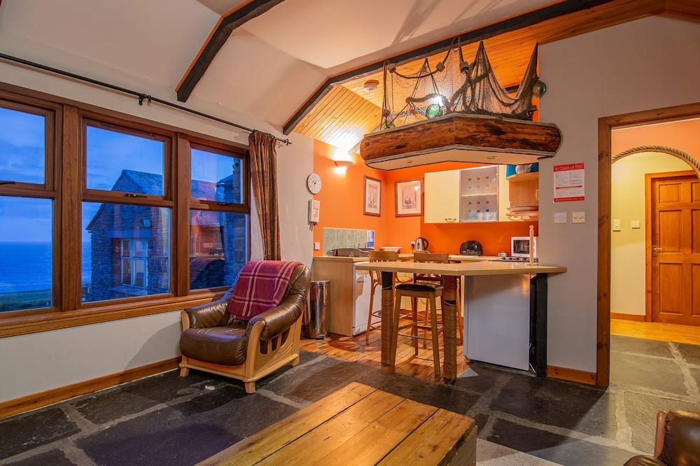 Photo of Livingroom in Pierowall