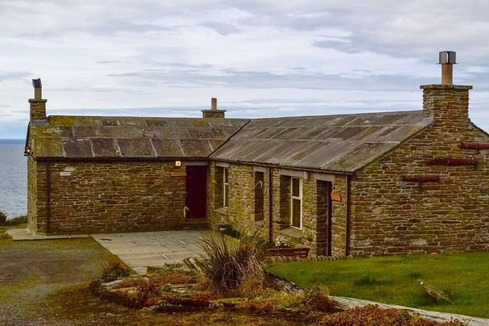 Photo of Outdoor in Pierowall