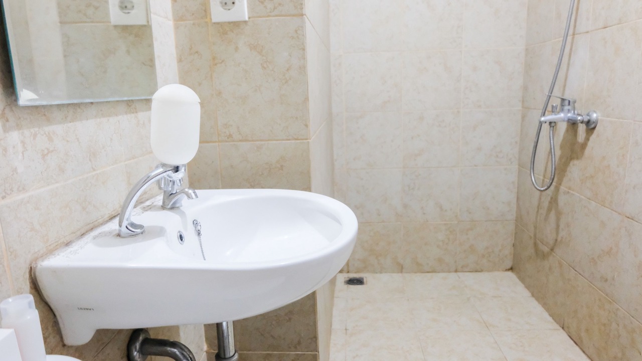 Photo of Bathroom in Panunggangan Utara