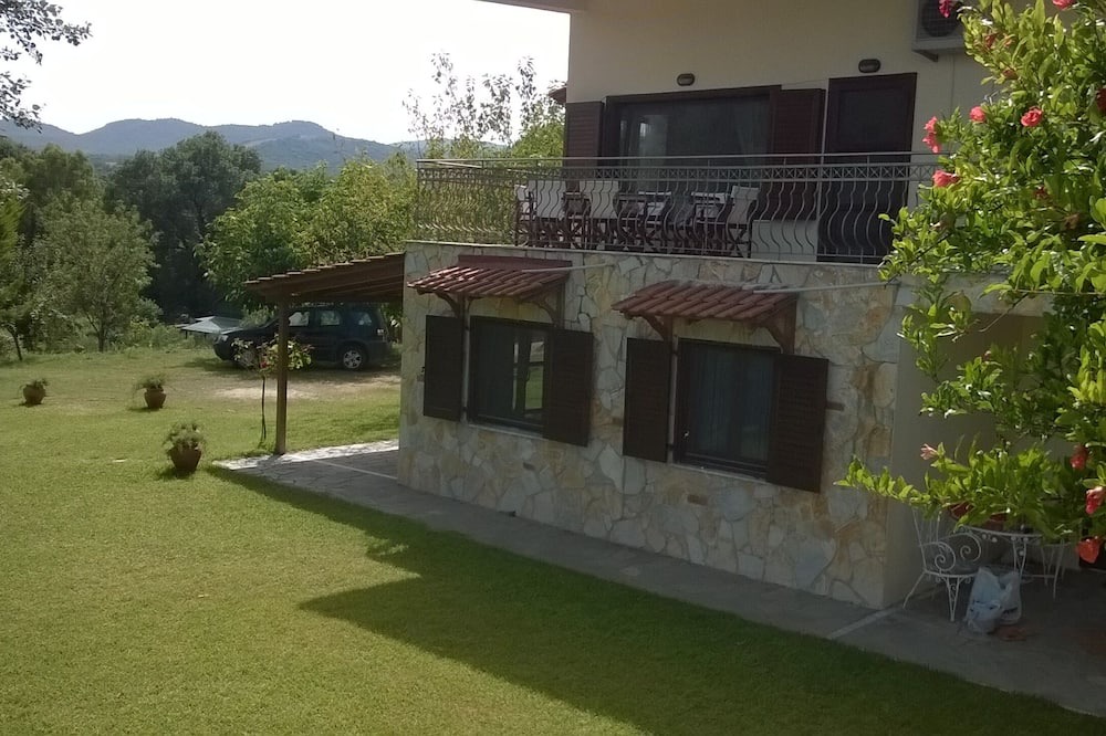 Photo of Outdoor in Aristotelis