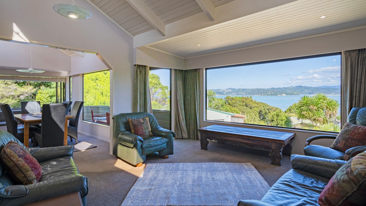 Photo of Livingroom in Whitianga