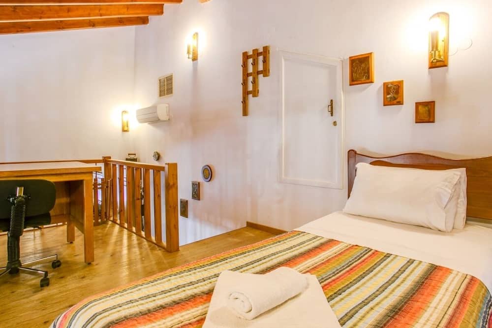 Photo of Bedroom in Stamnoi