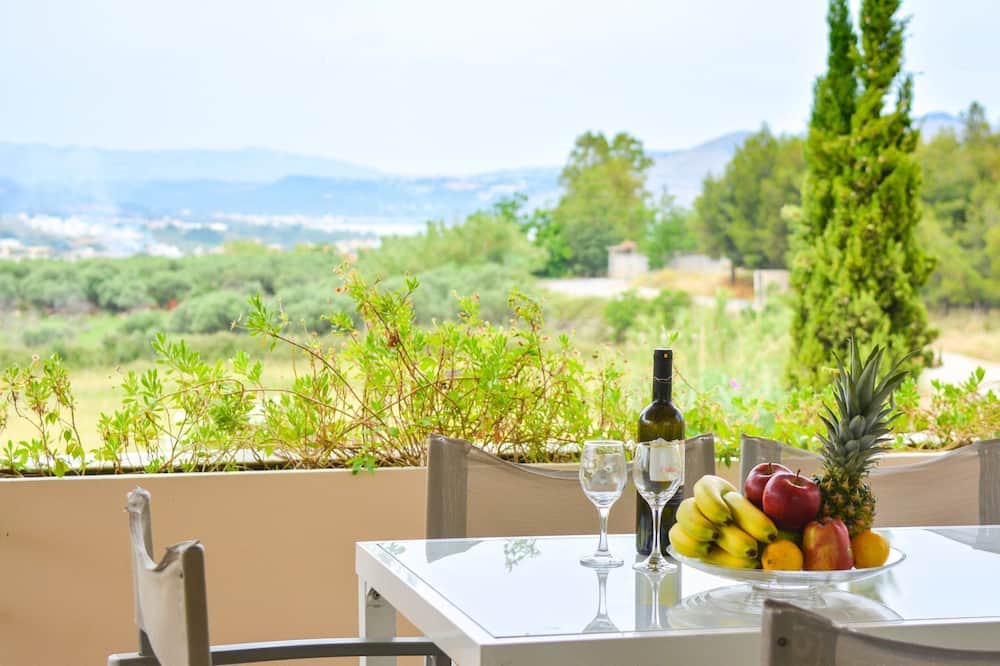 Photo of Patio Balcony in Dramia
