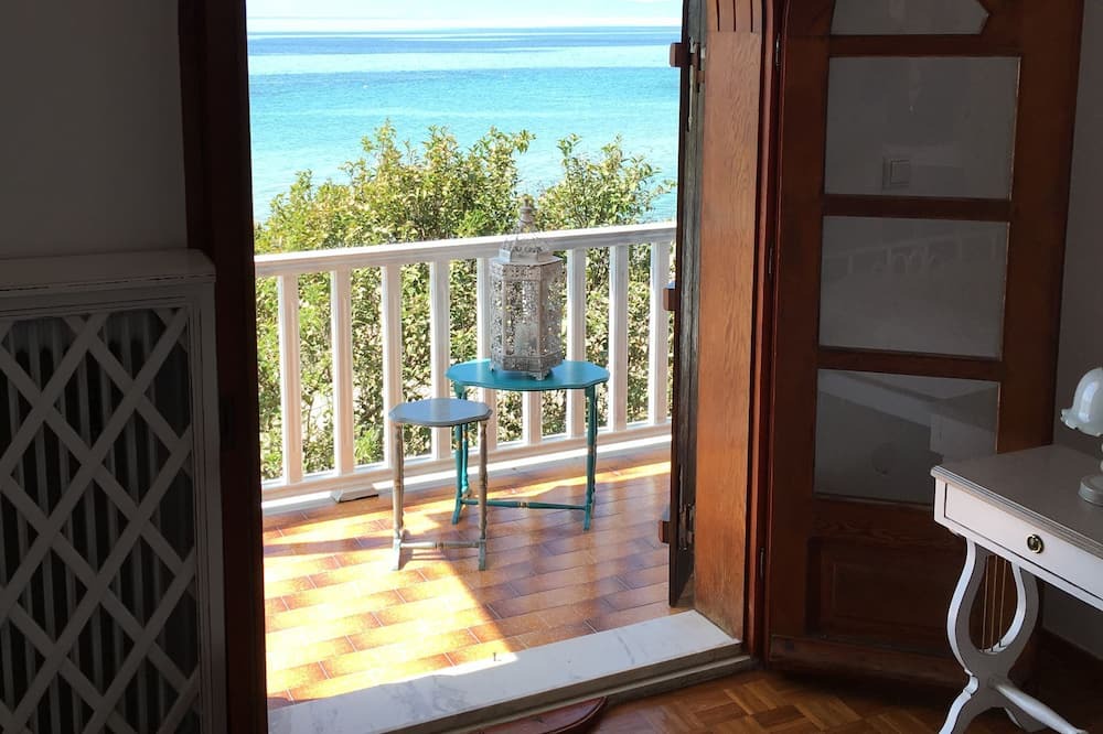 Photo of Patio Balcony in Megalos Prinos