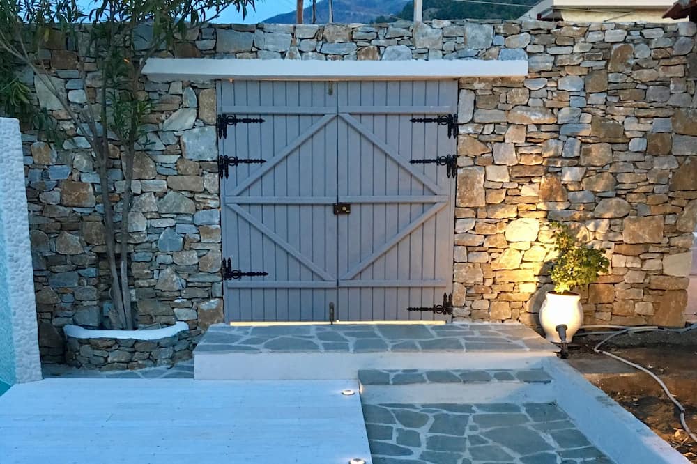 Photo of Outdoor in Megalos Prinos