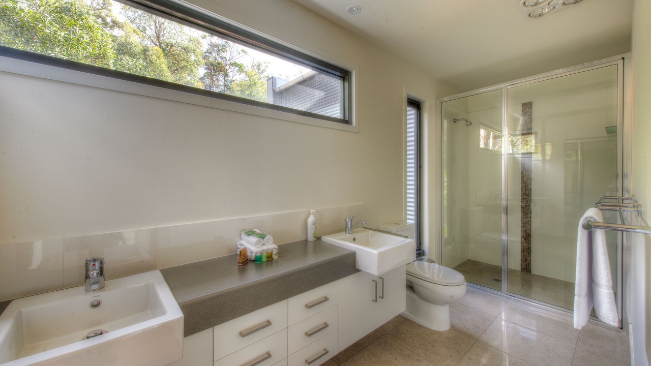 Photo of Bathroom in Coles Bay