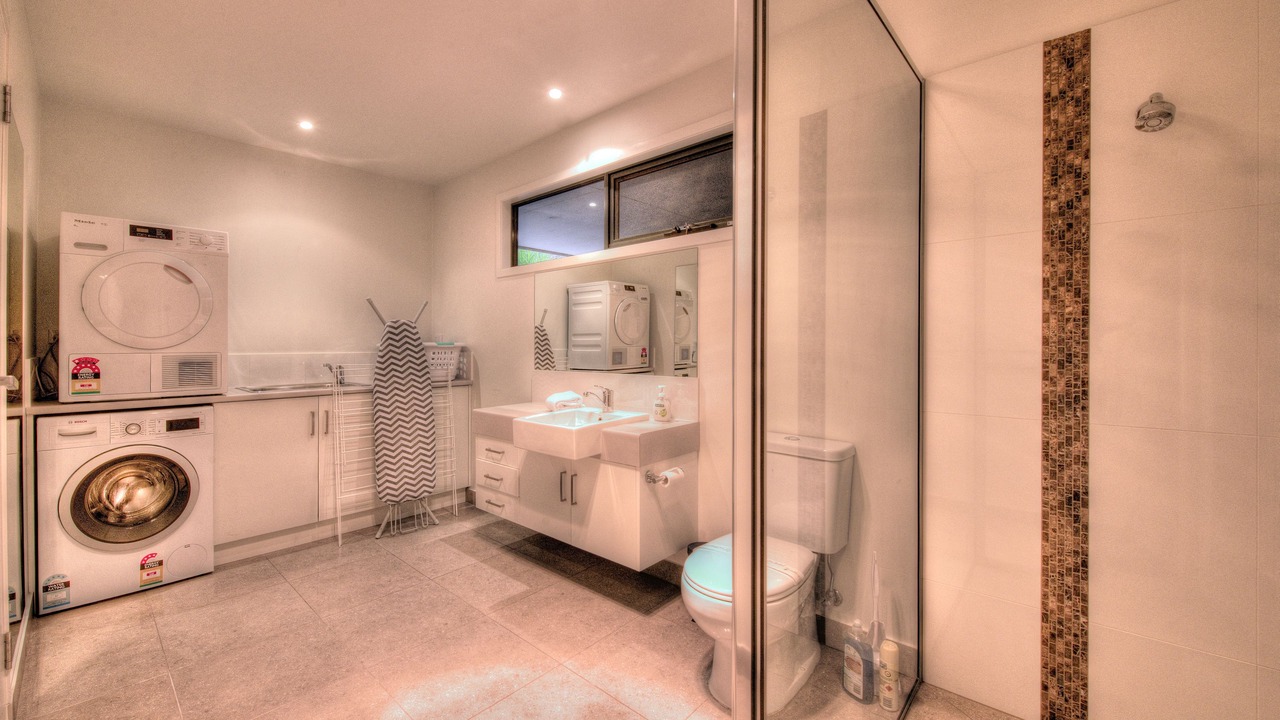 Photo of Bathroom in Coles Bay
