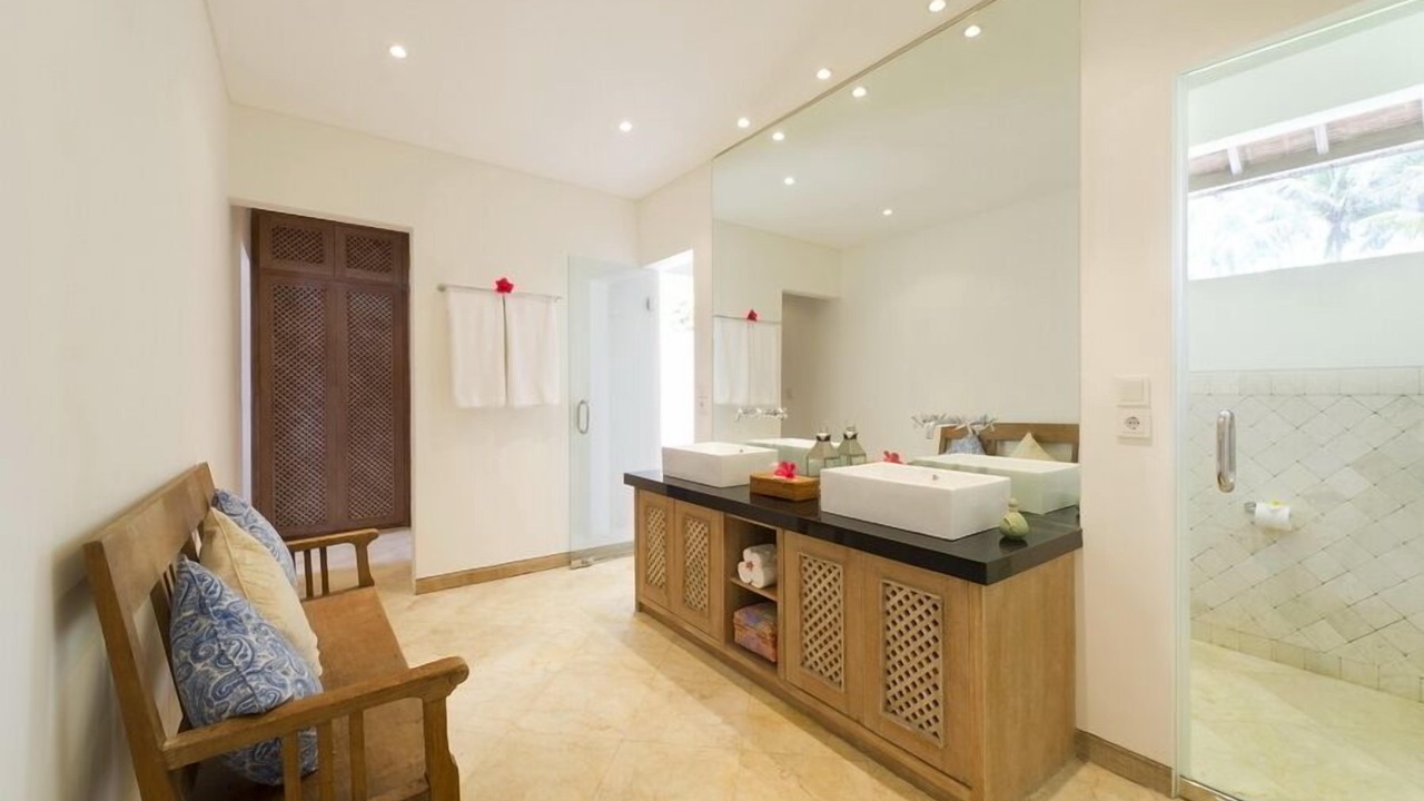 Photo of Bathroom in Candi Dasa