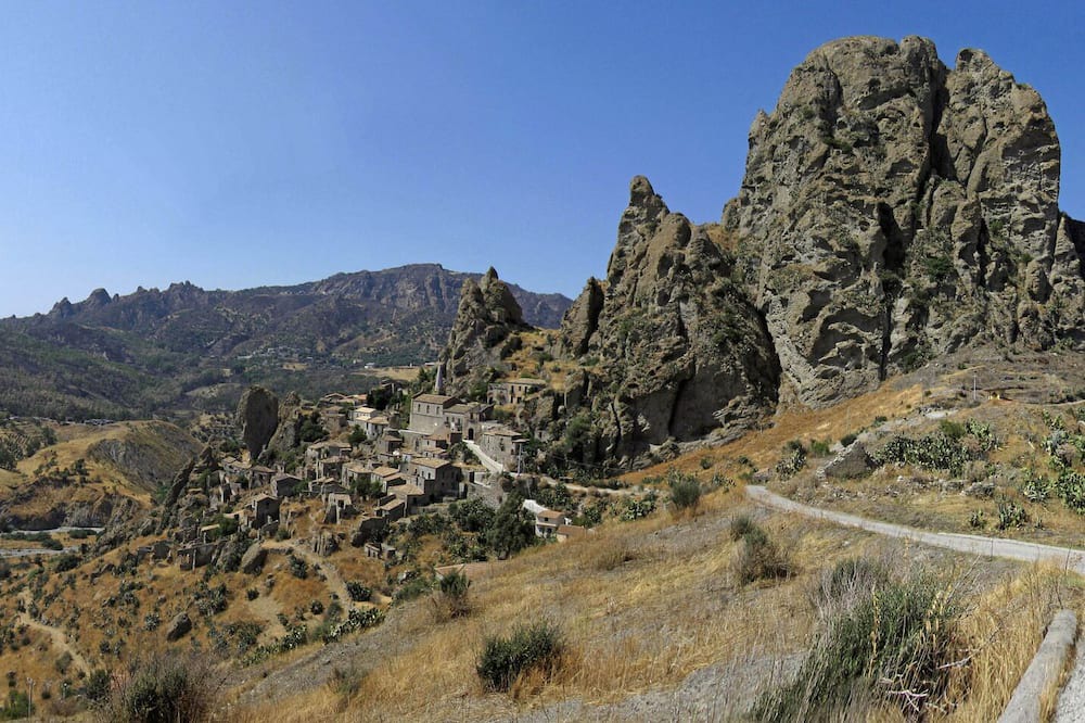 Photo of Outdoor in Pentedattilo