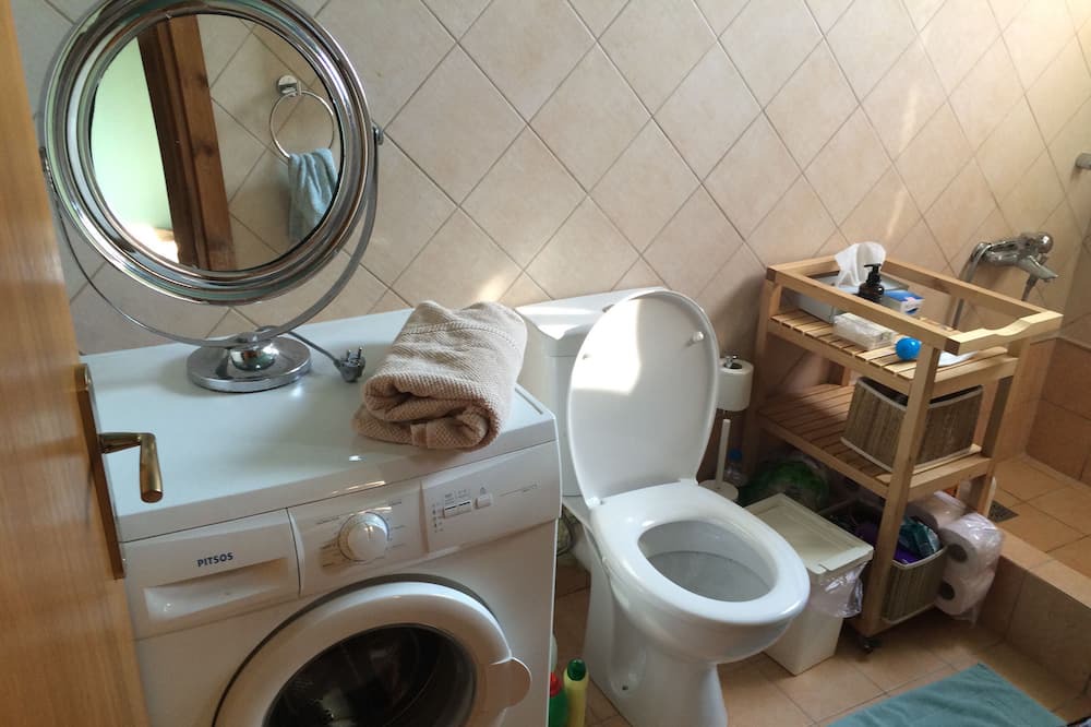 Photo of Bathroom in Archea Pissa