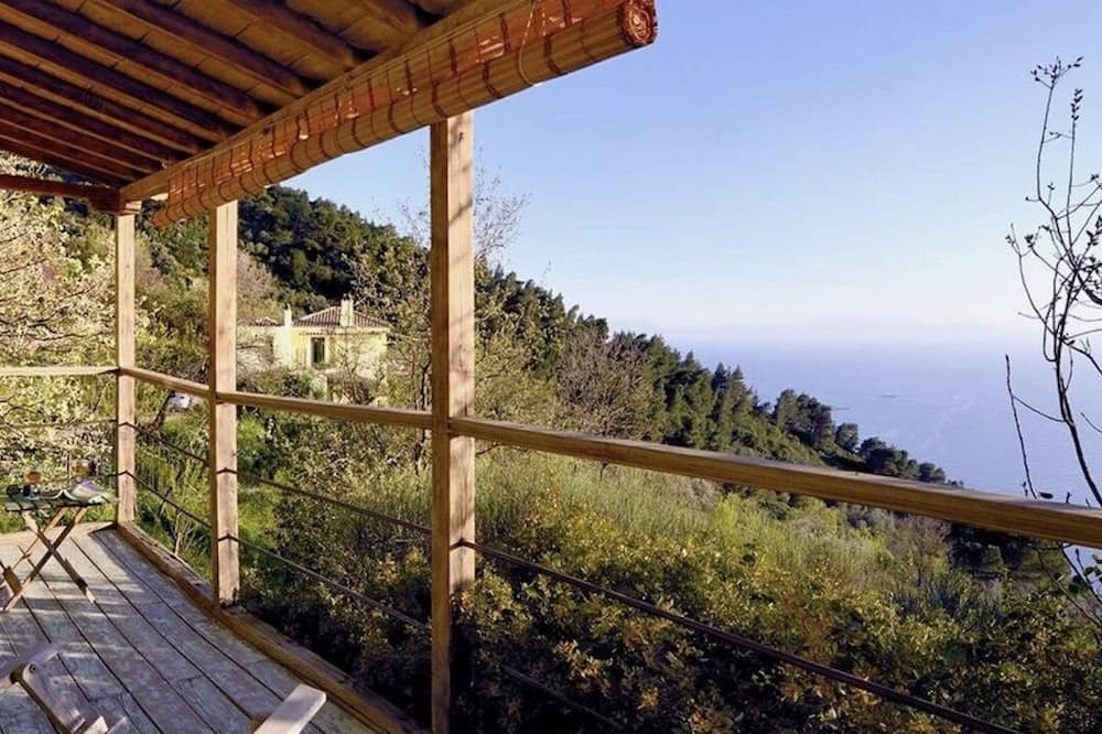 Photo of Patio Balcony in Glossa