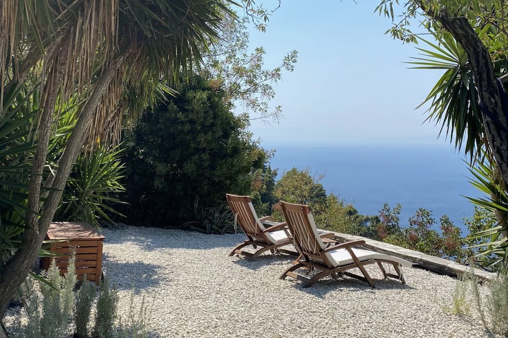 Photo of Outdoor in Glossa