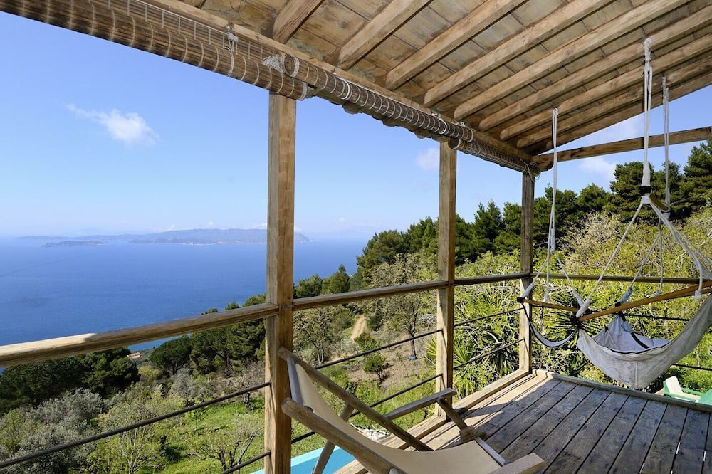 Photo of Patio Balcony in Glossa