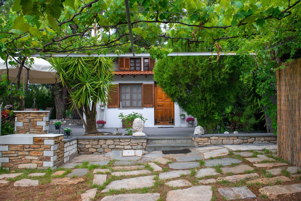 Photo of Outdoor in Megalos Prinos