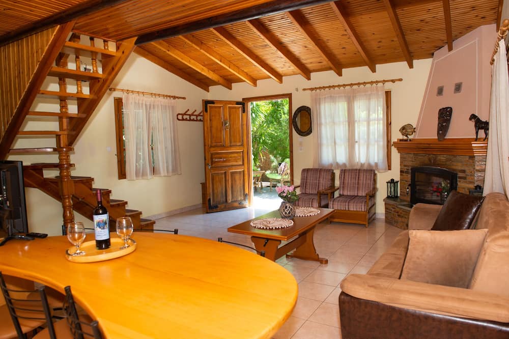Photo of Livingroom in Megalos Prinos