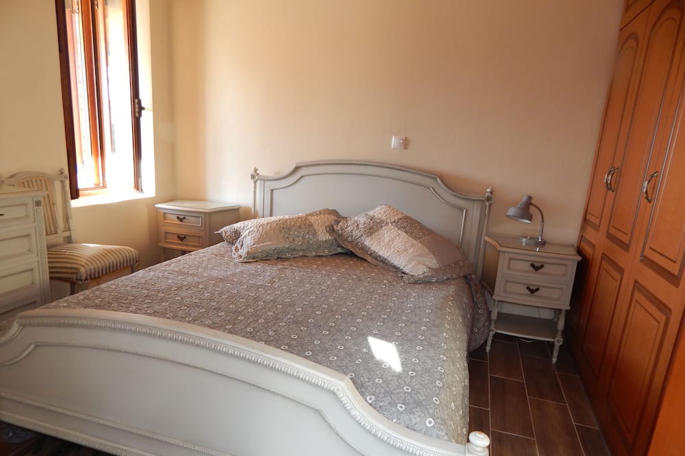 Photo of Bedroom in Antipata