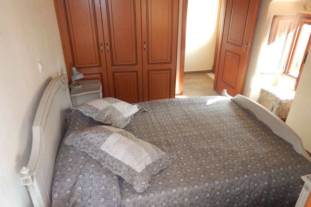 Photo of Bedroom in Antipata