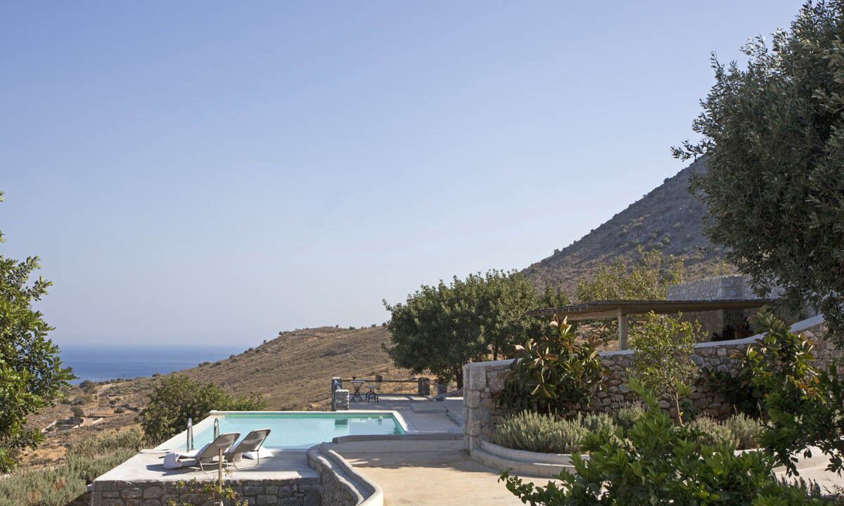 Photo of Outdoor in East Mani