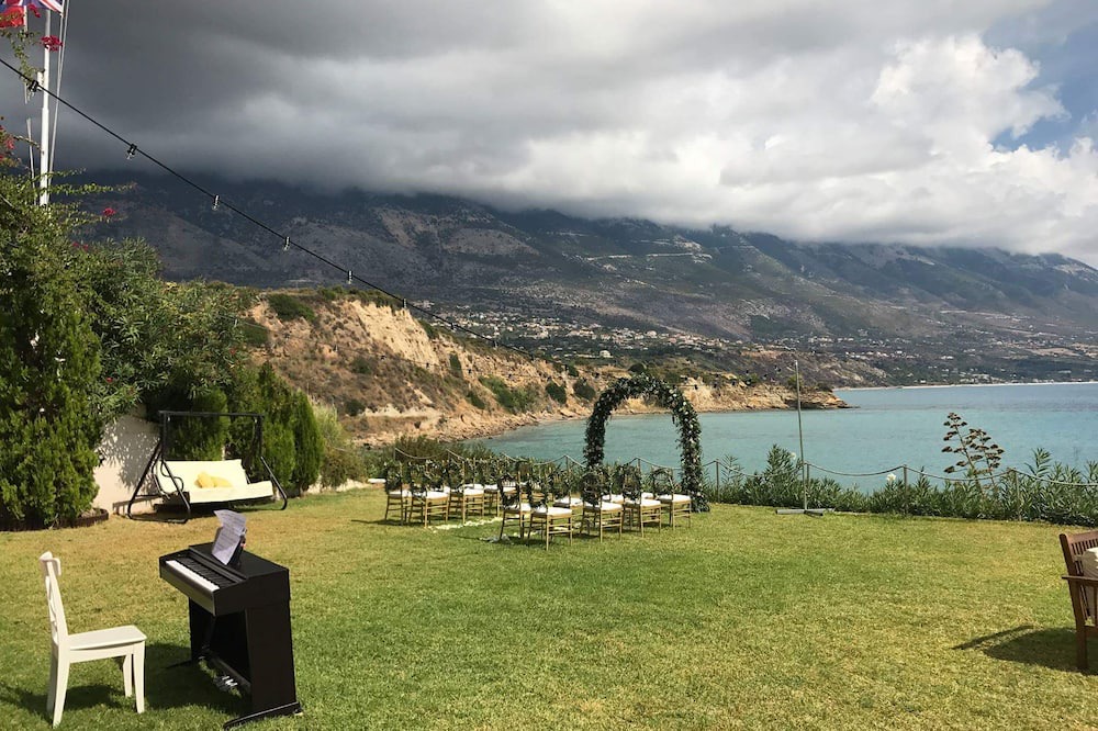 Photo of Outdoor in Karavados