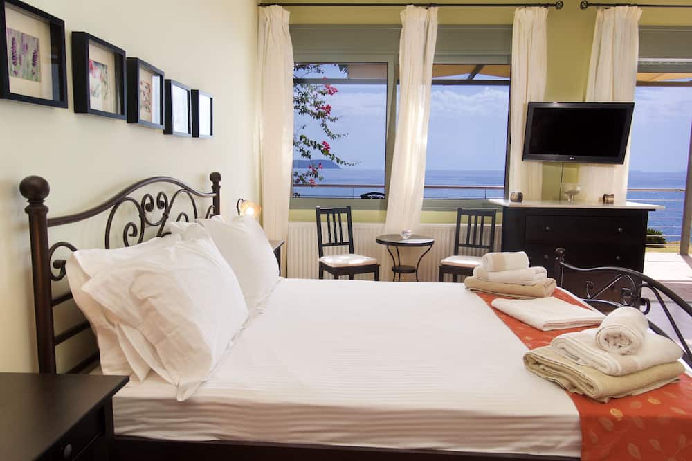 Photo of Bedroom in Karavados