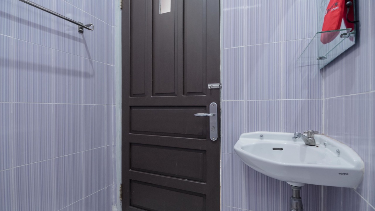 Photo of Bathroom in Banjarbaru