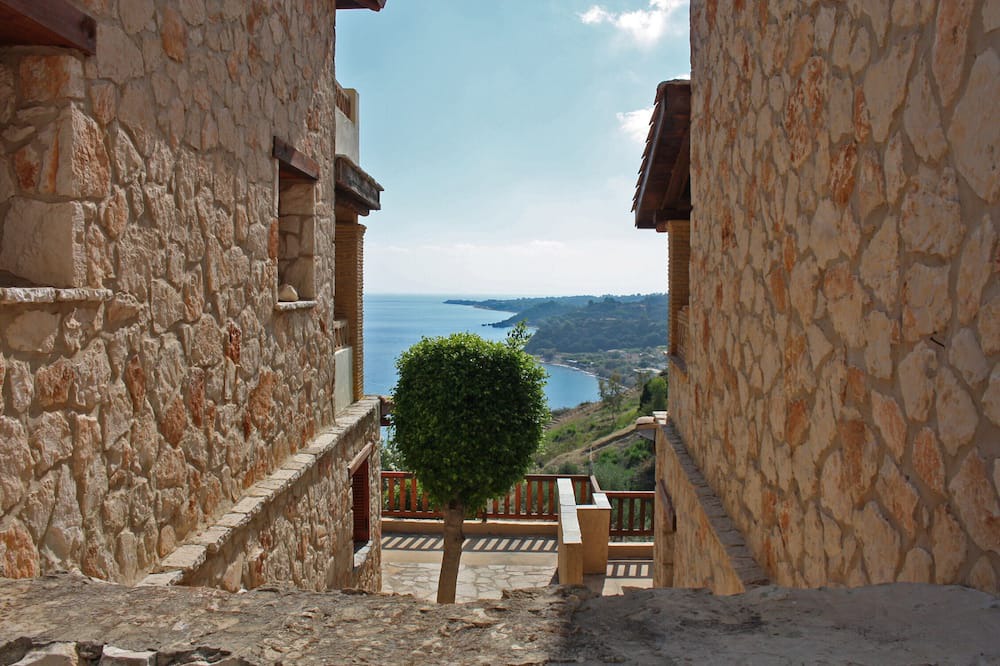 Photo of Patio Balcony in Xirokastello