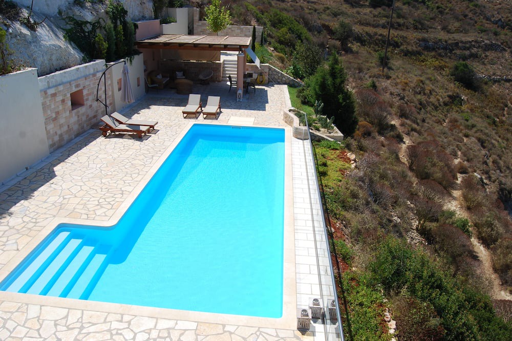 Photo of Outdoor in Paliki