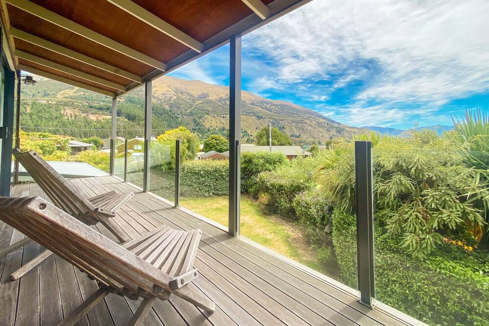 Photo of Patio Balcony in Lake Hawea