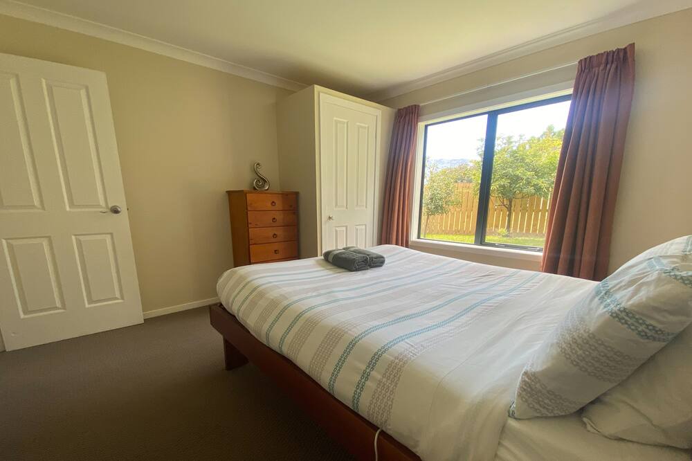 Photo of Bedroom in Lake Hawea