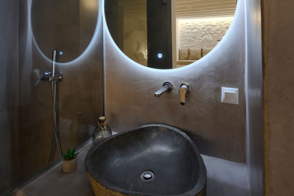Photo of Bathroom in Ftelia
