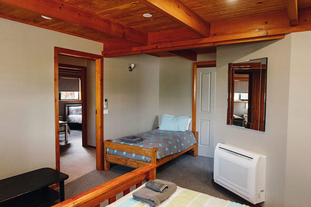 Photo of Bedroom in Turners Beach