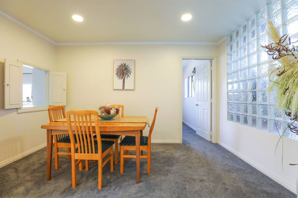 Photo of Livingroom in Papamoa Beach