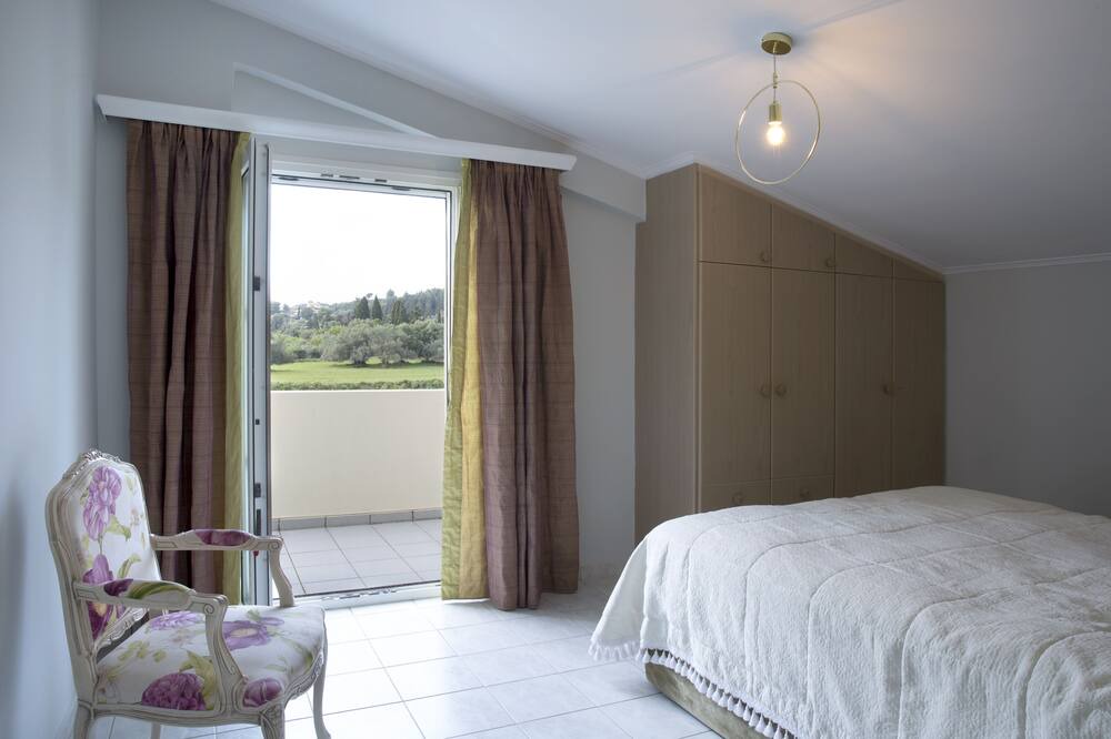 Photo of Bedroom in Menegata