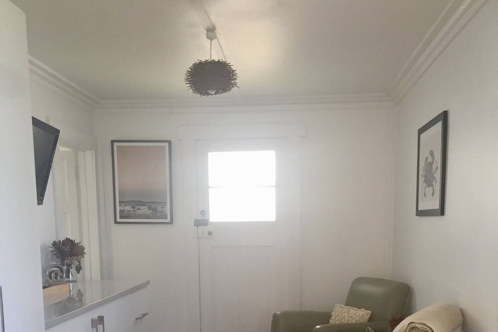 Photo of Livingroom in Low Head