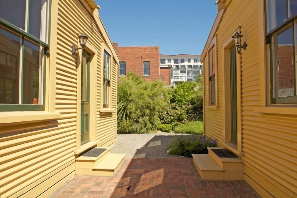 Photo of Outdoor in Te Aro